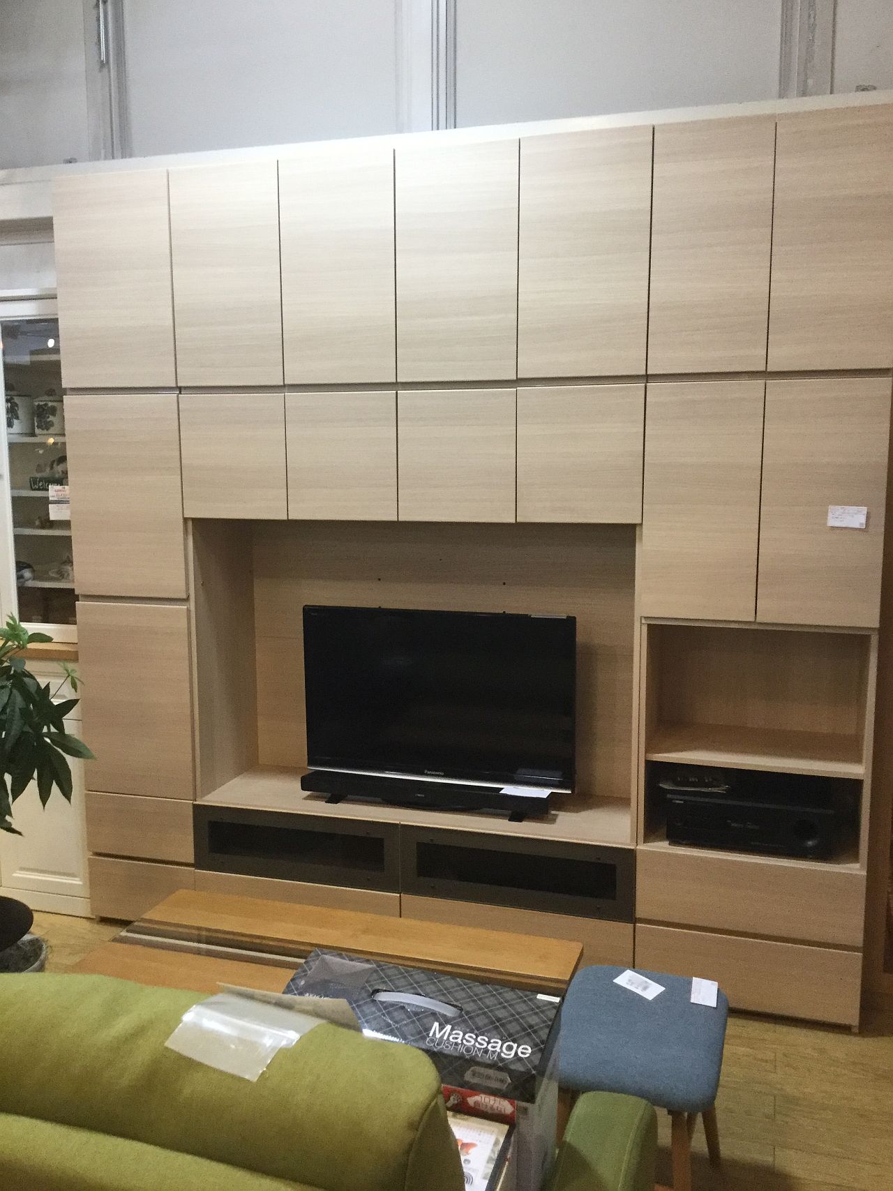 Pamouna(パモウナ)リビング壁面収納 ホワイトオーク買り取ました 大