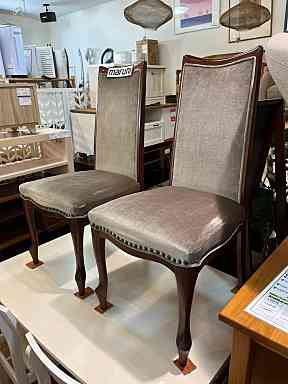 中古品】マルニ木工 ”ベルサイユシリーズ” ダイニングチェア2脚Set