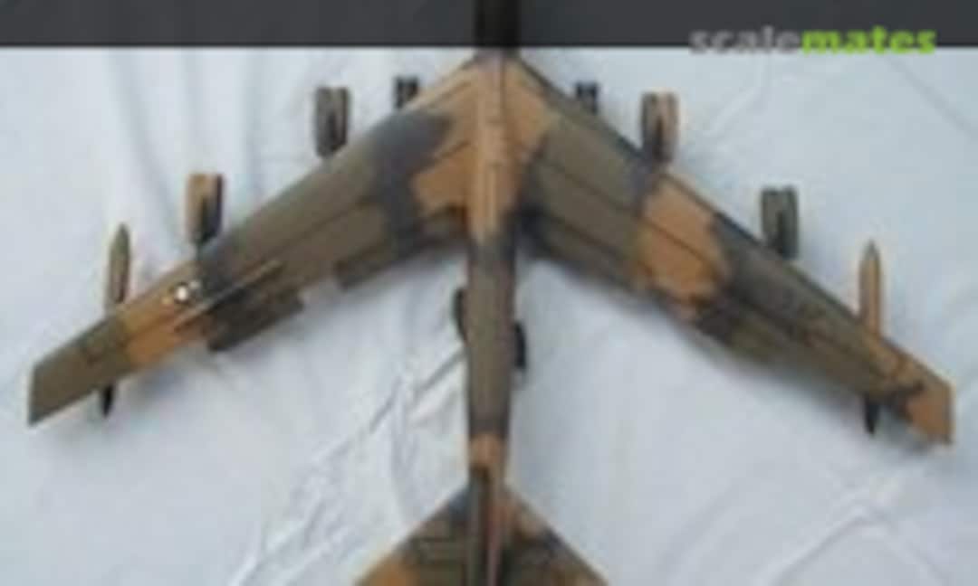 B-52 Stratofortress, Monogram 5709 (1989)