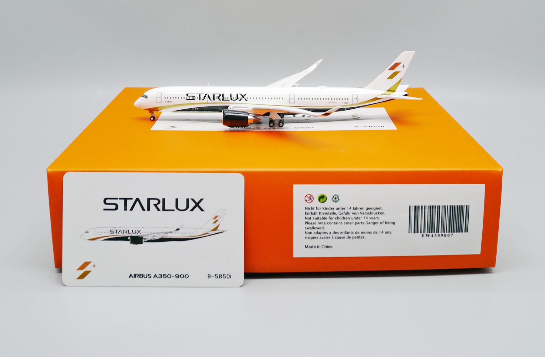 ScaleModelStore.com :: JC Wings 1:400 - EW4359007 - Starlux Airbus