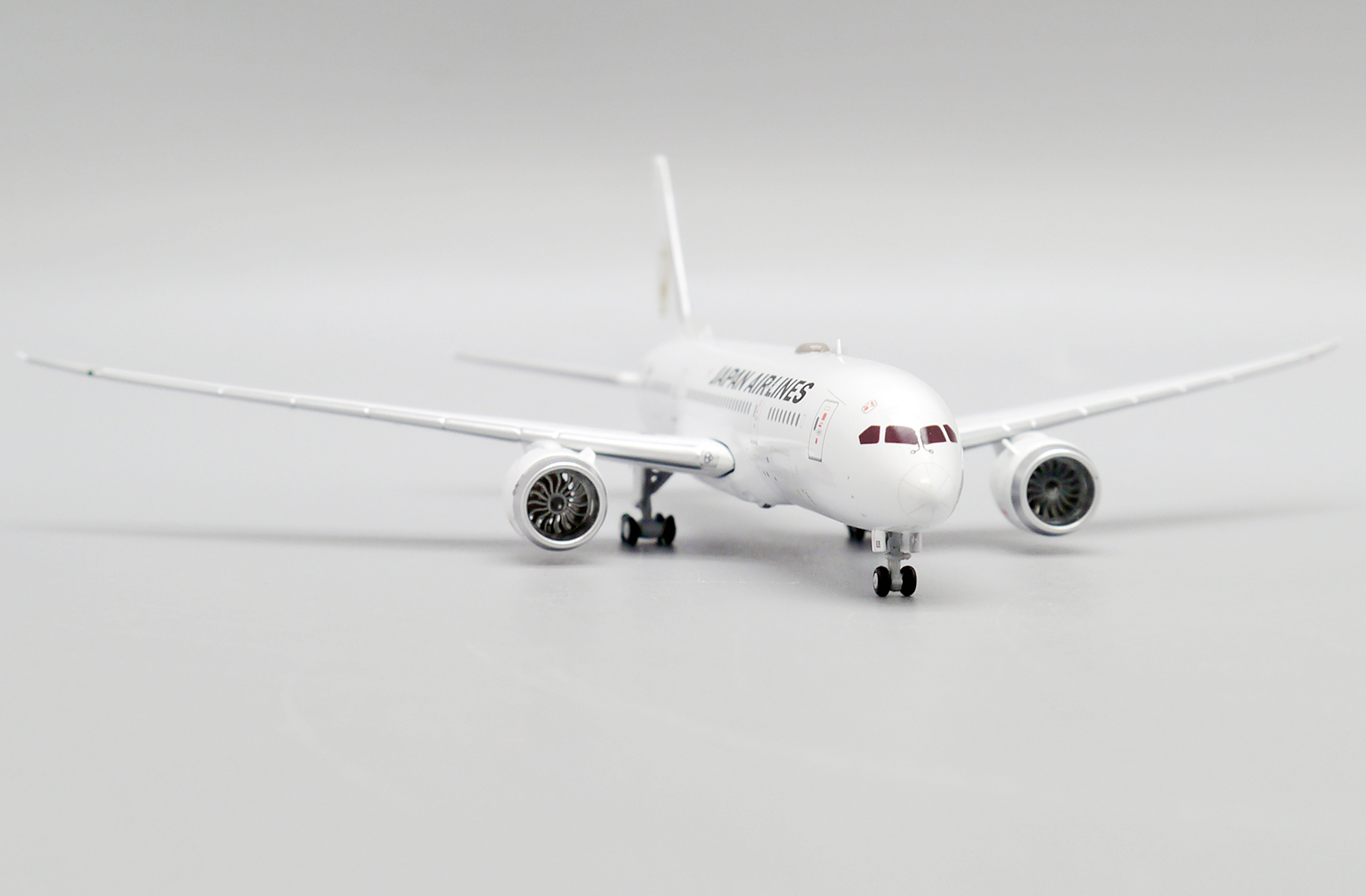 ScaleModelStore.com :: JC Wings 1:400 - SA4001 - Japan Airlines