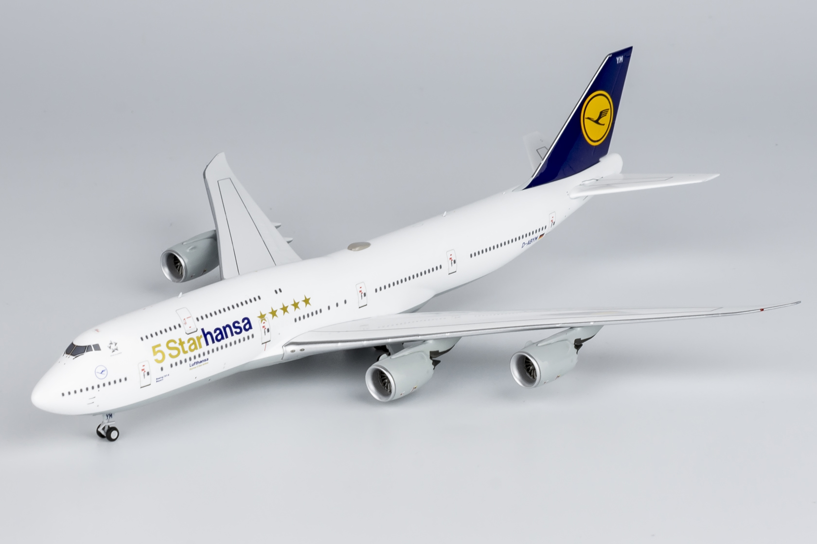 ScaleModelStore.com :: NG Models 1:400 - 78011 - Lufthansa Boeing