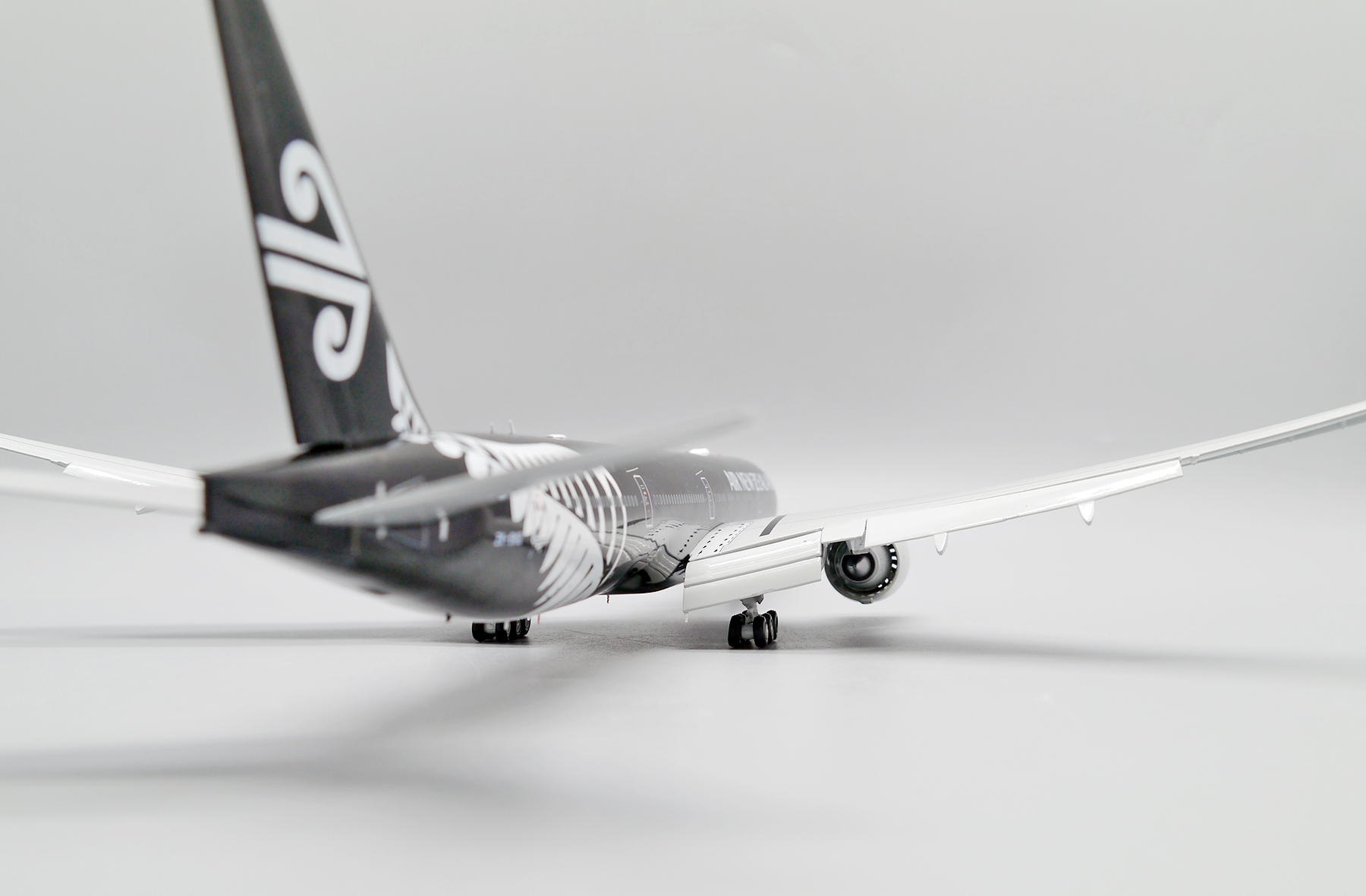 ScaleModelStore.com :: JC Wings 1:200 - XX20157A - Air New Zealand