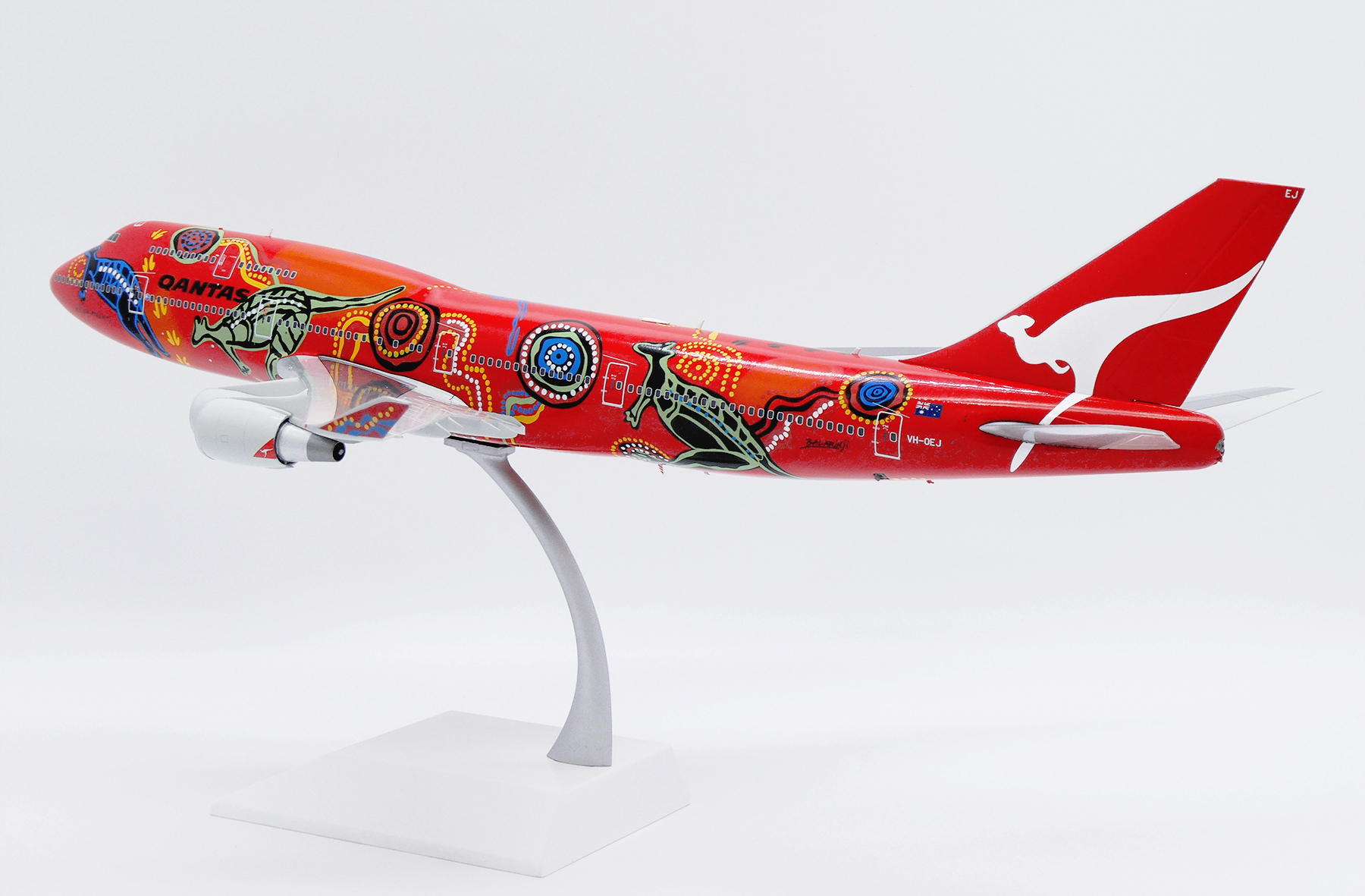 ScaleModelStore.com :: JC Wings 1:200 - XX20377 - Qantas Boeing