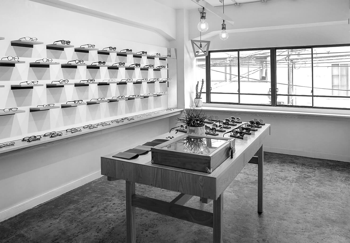 RESERVE / SHOP INFO – 神戸元町の眼鏡・ヴィンテージ時計のセレクト