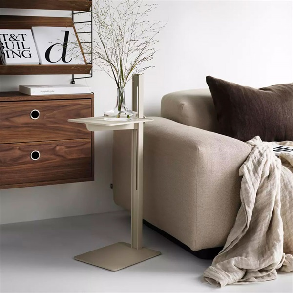 ミュージアム サイドテーブル ST-114 / ベージュString Furniture