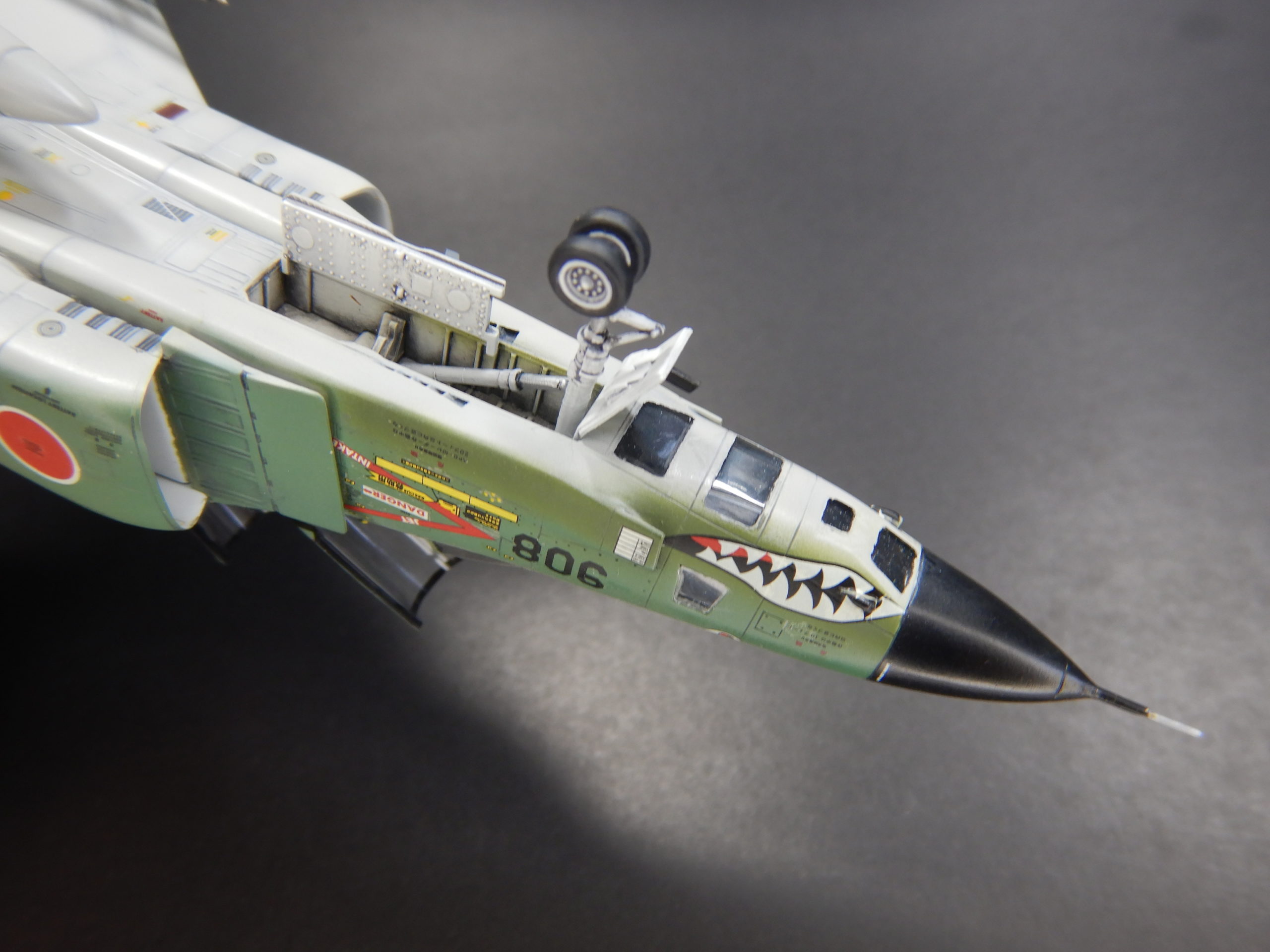 ハセガワ 1/72 航空自衛隊 RF-4E ファントムII 第501飛行隊 シャーク