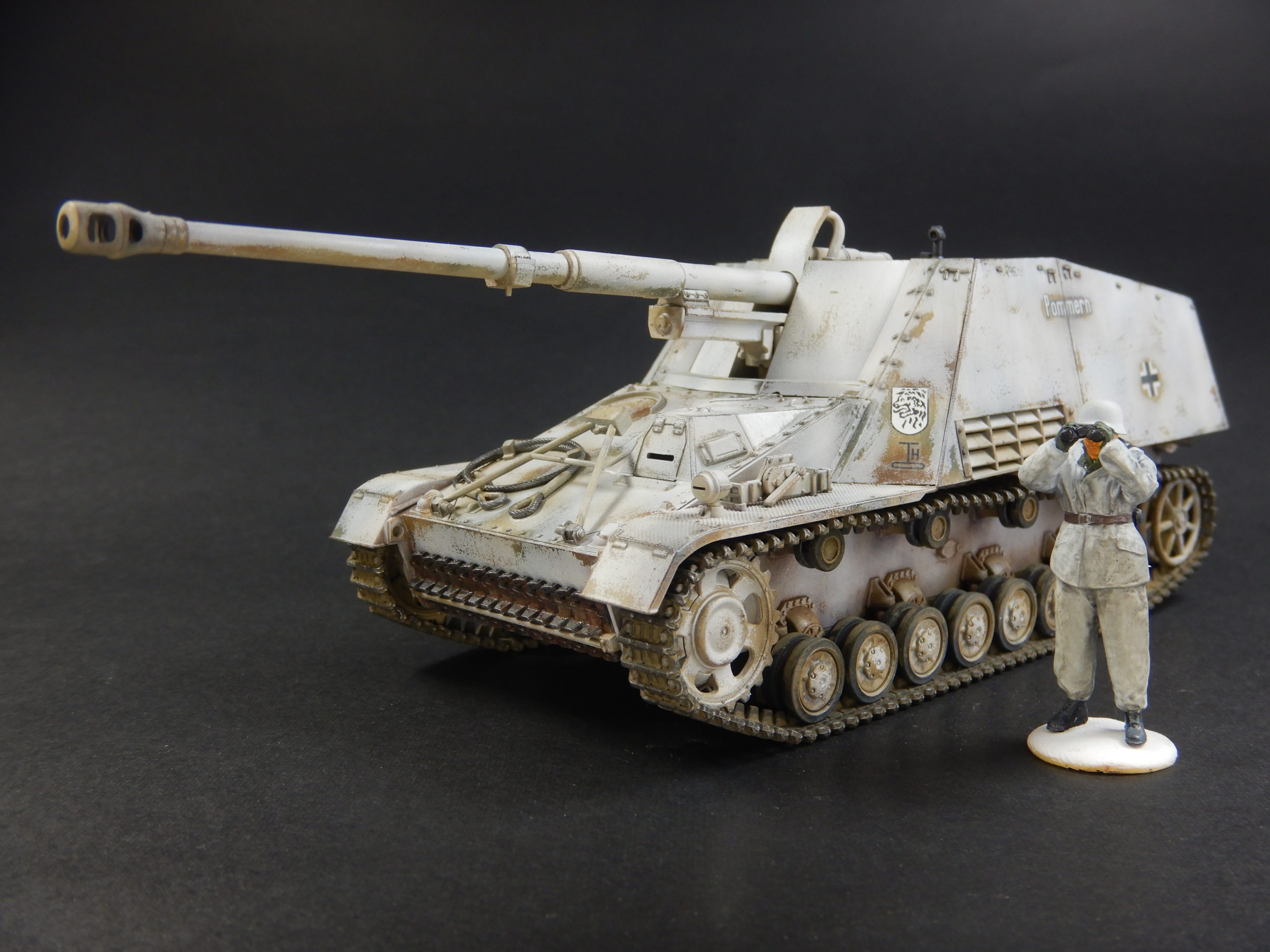 タミヤ 1/48 ドイツ 重対戦車自走砲 ナースホルン | 手動式模型工作