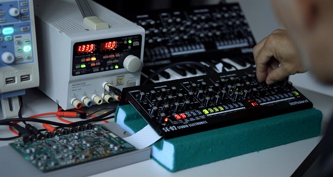 新製品】ローランドSE02発売！Studio Electronics社とタッグを組んだ