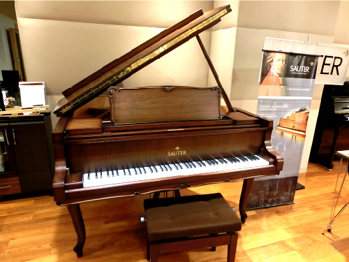 アコースティックピアノ】新年のピアノ選びは圧倒的展示数の当店へ