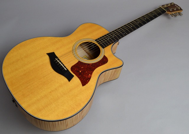 アコースティックギター】島村楽器 梅田ロフト店オンラインストア掲載