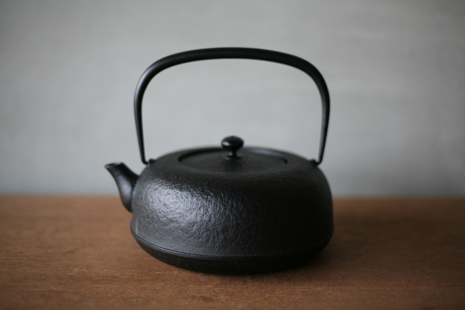 東屋 - 水沢姥口鉄瓶 全国送料無料 | 職人.com