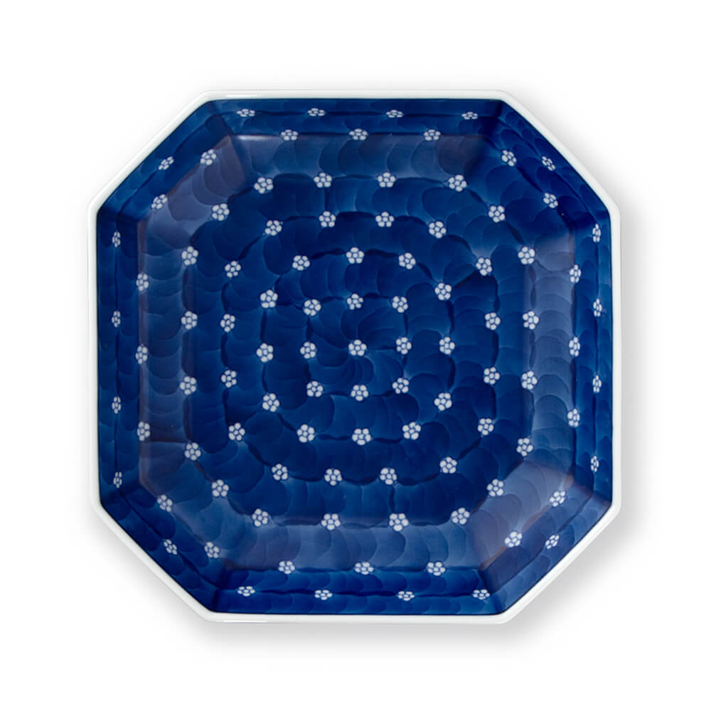 染付梅地紋 方皿 ｜ 有田焼の源右衛門窯公式オンラインショップ