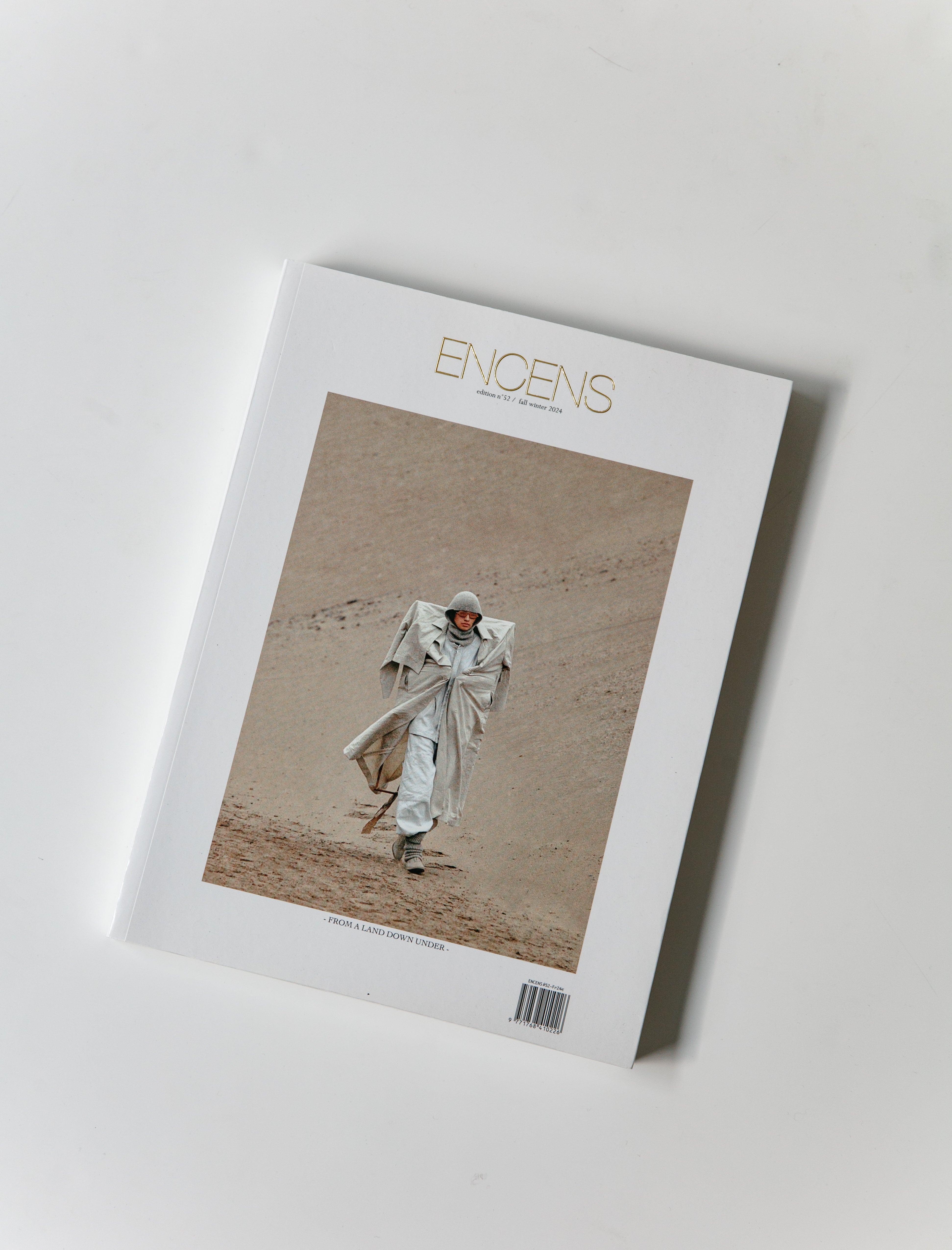 Encens Magazine N52 – Neighbour