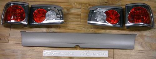 スペースギア海外仕様丸目レッドテール/ガーニッシュセット | シグマ