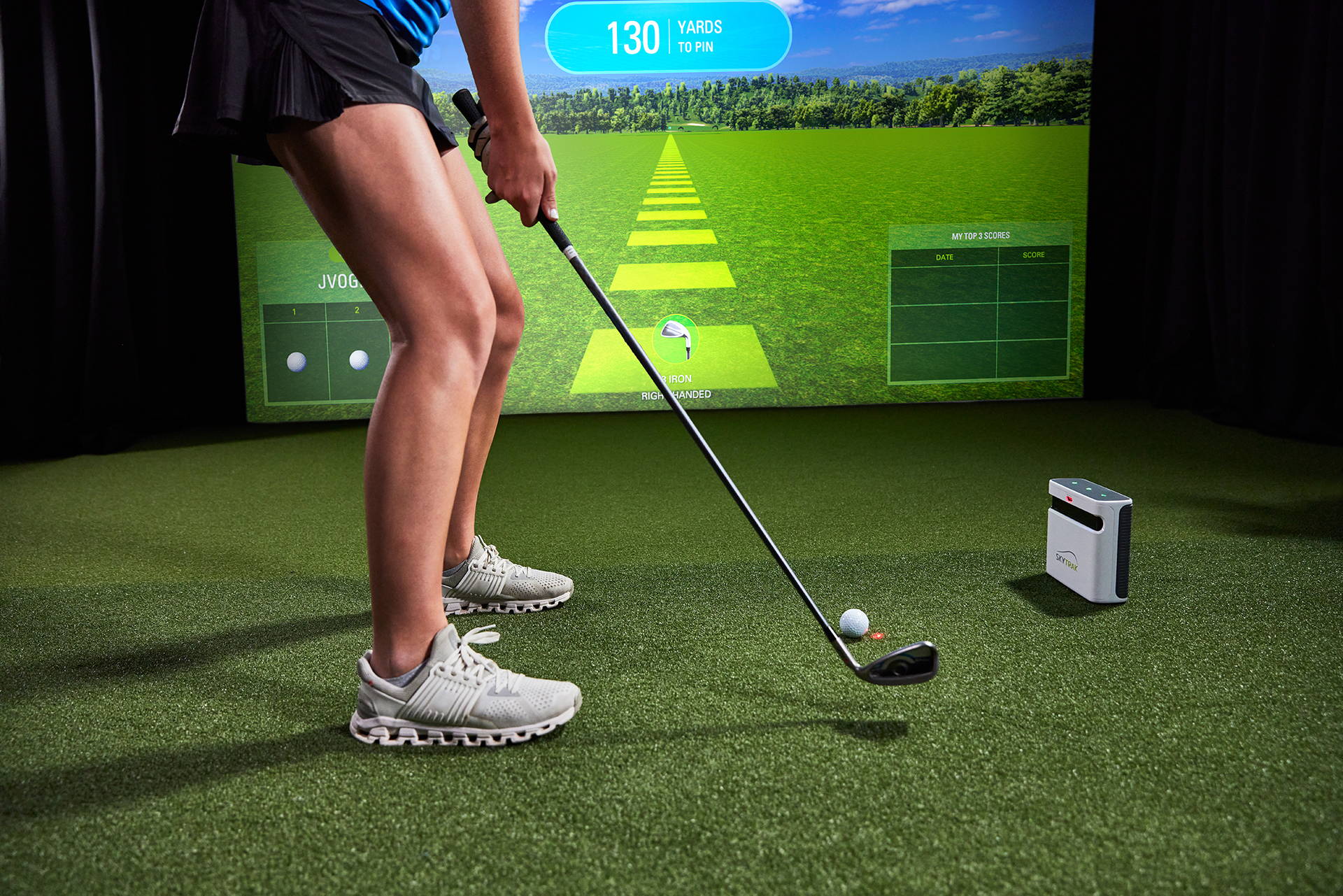 弾道測定機・シミュレーションゴルフとしても話題のゴルフ弾道測定器