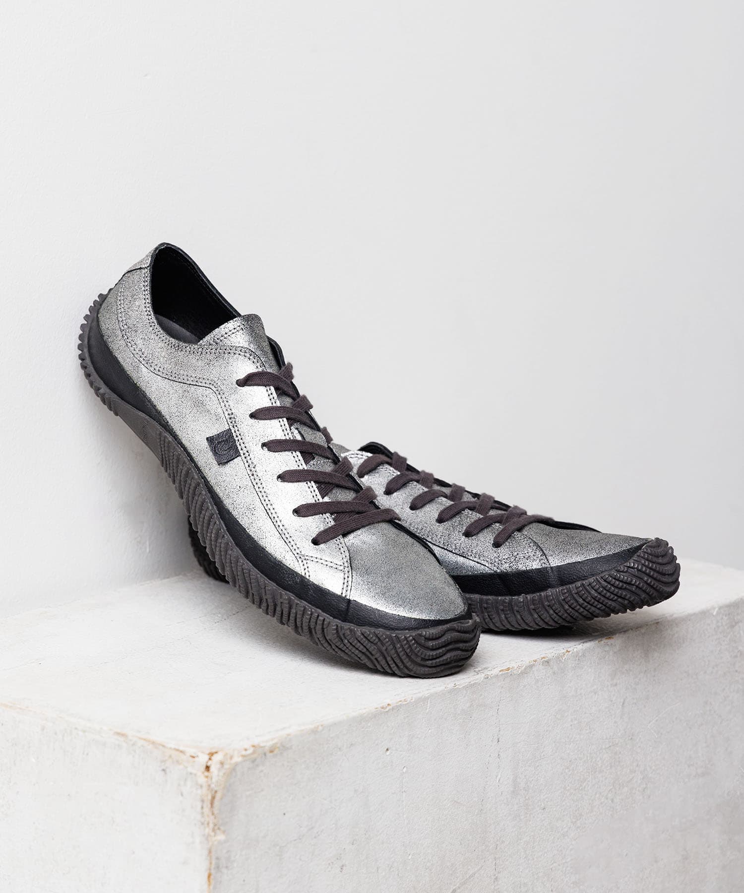SP-110V Gunmetal | 国産ハンドメイド スニーカー スピングル