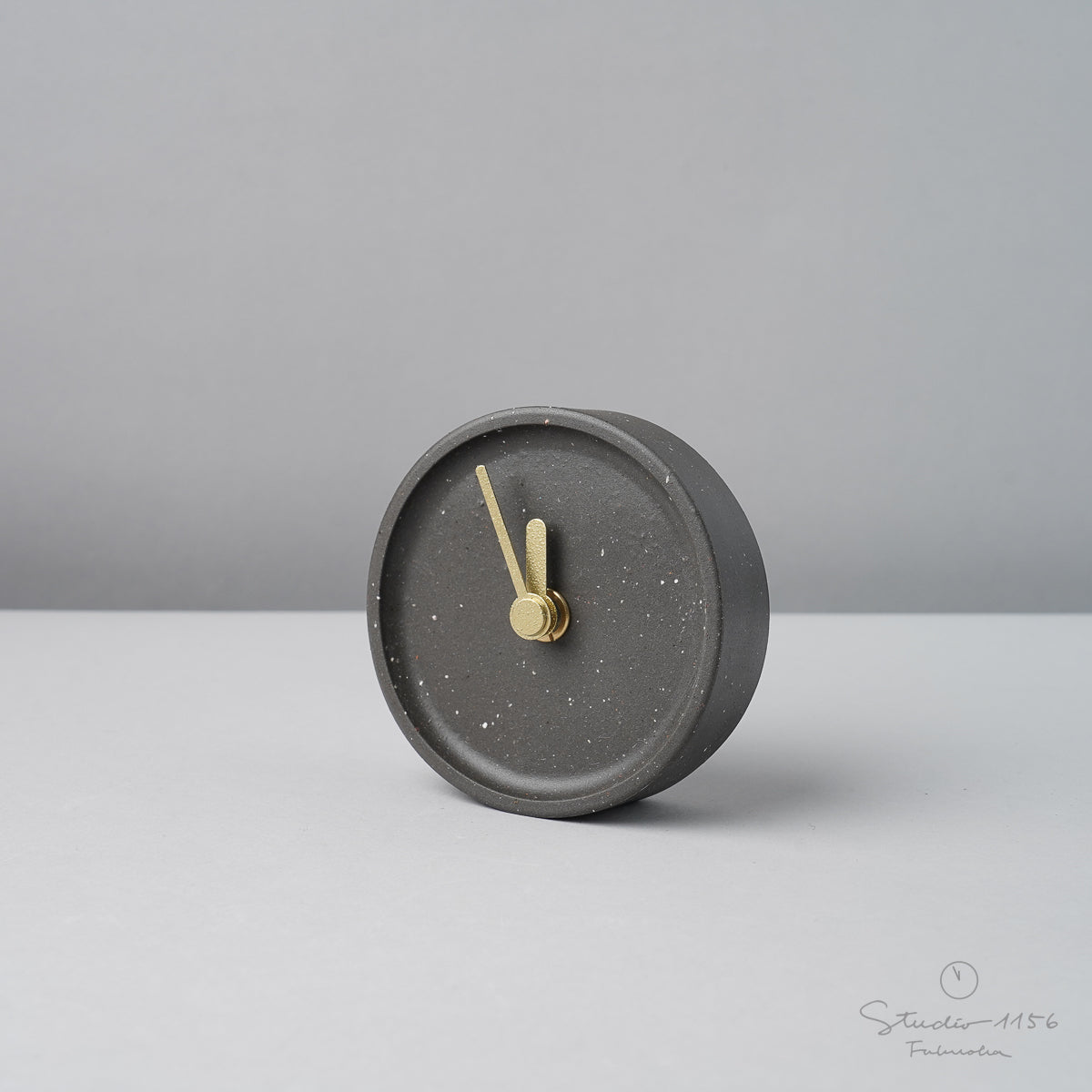 美濃焼 colon:antique 陶器時計 置き時計 電池付 SUGYの通販