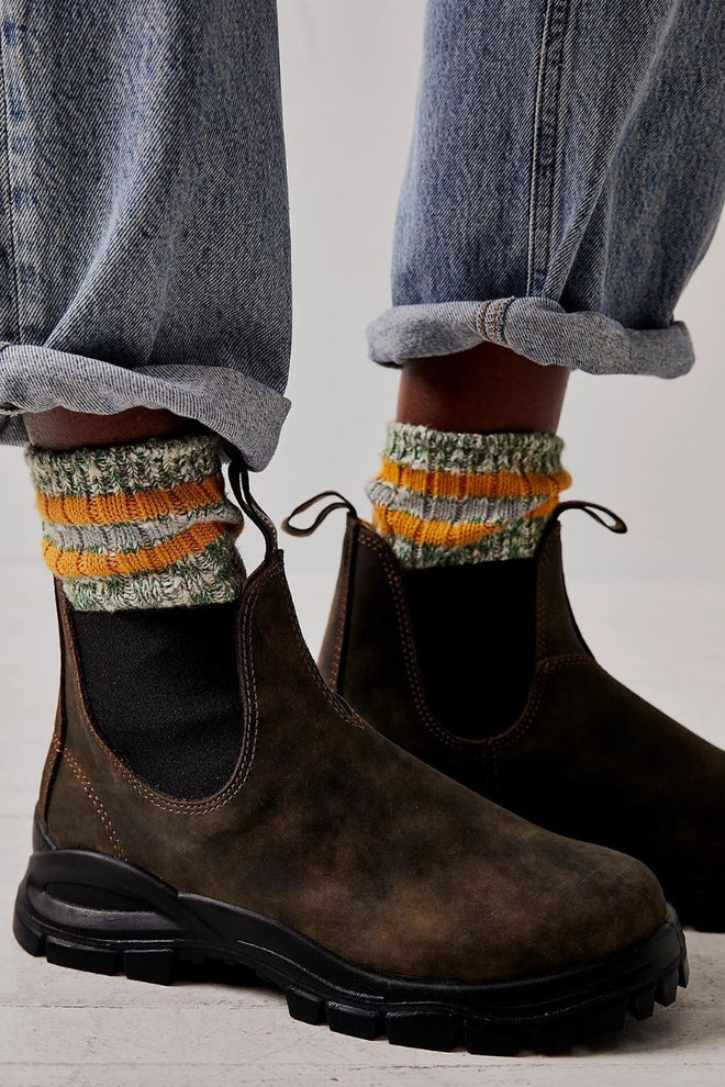 Blundstone #2239 Women's Lug Chelsea Boot Rustic Brown – Studio