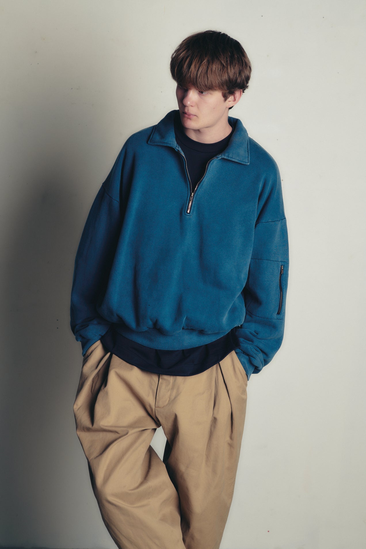 PIGMENT DYED ZIP SWEATSHIRT | is-ness online shop | イズネス