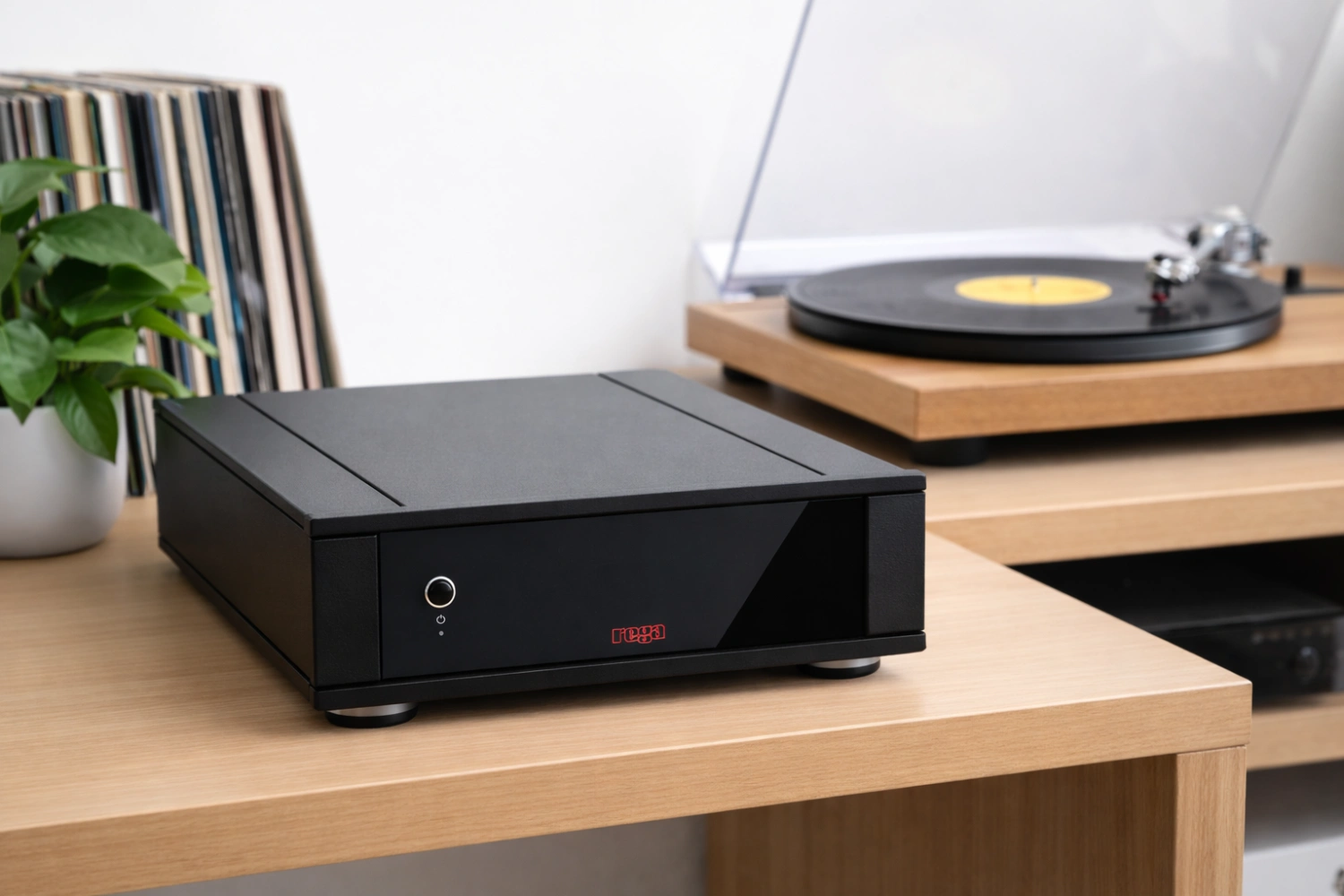 TEAC CR-H101: CD Receiver designed as a high-res USB DAC and CD player