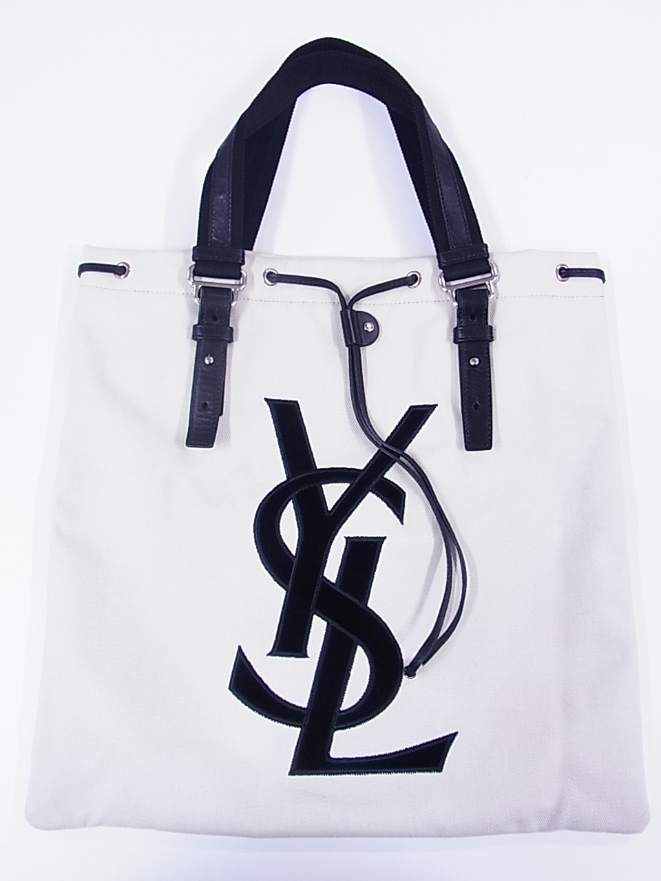 イヴサンローラン カハラ トートバッグを買取 | 高価買取なら創業大正9