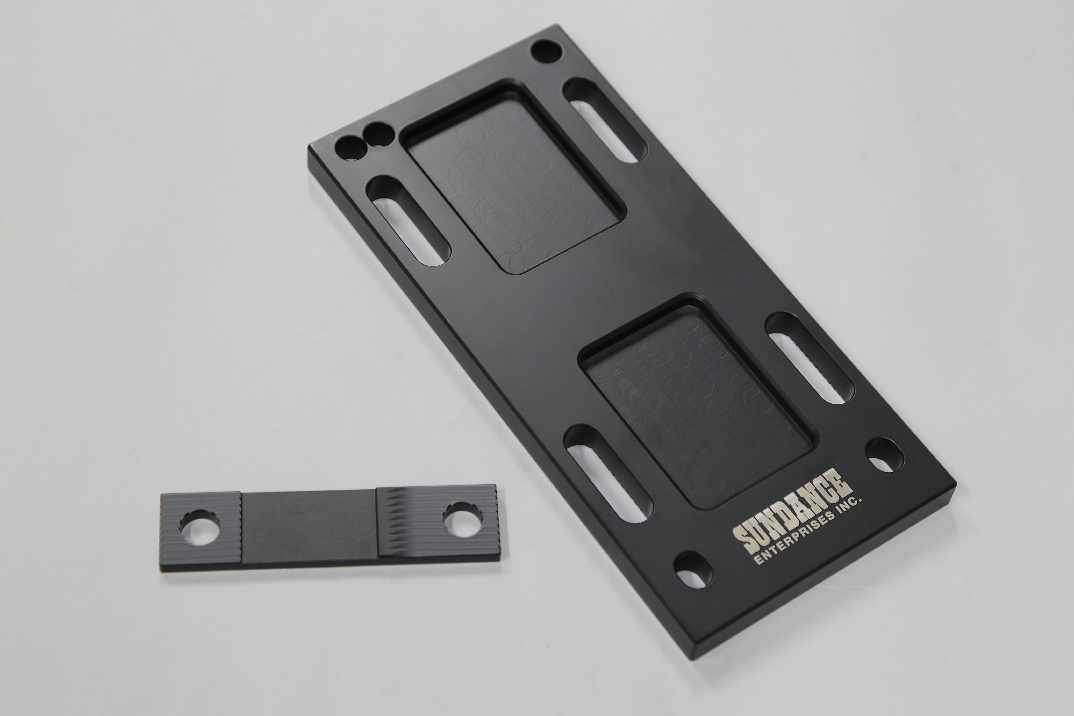 SUNDANCE”Rachet-Lock” Transmission Mounting Plateラチェットロック