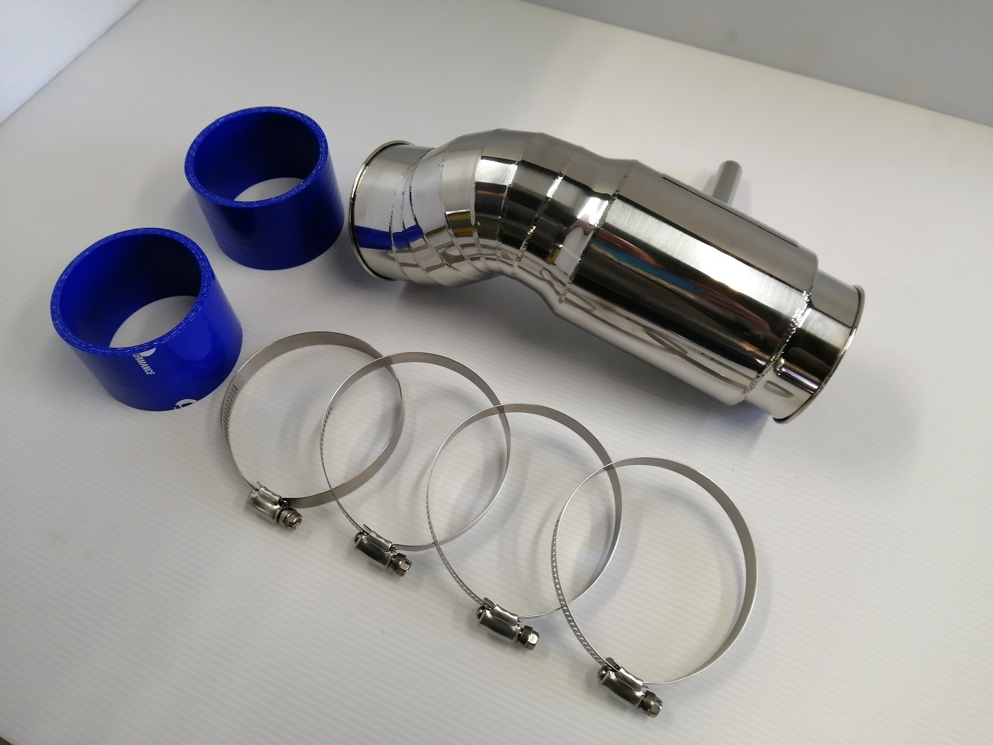 ES300h用AIR CONTROL CHAMBER ｜ オーダーメイドマフラー 剛性アップ