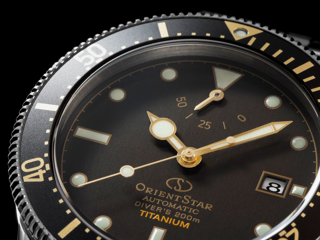 国産ブランド、オリエントスター】ダイバーズウオッチ発売60周年記念