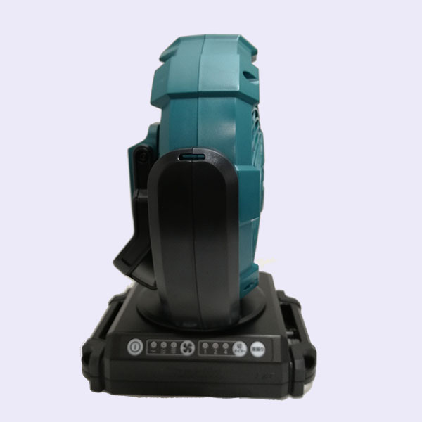 マキタ 充電式ファン CF102DZ 本体のみ - 家庭用電源(AC100V)でも使用