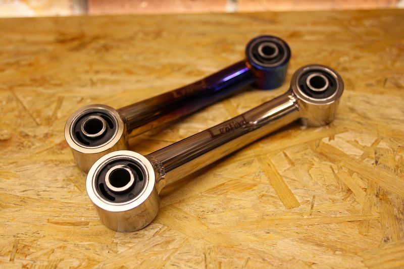 momoシグナスX Leopard 振動軽減チタンエンジンサブハンガー Leopard