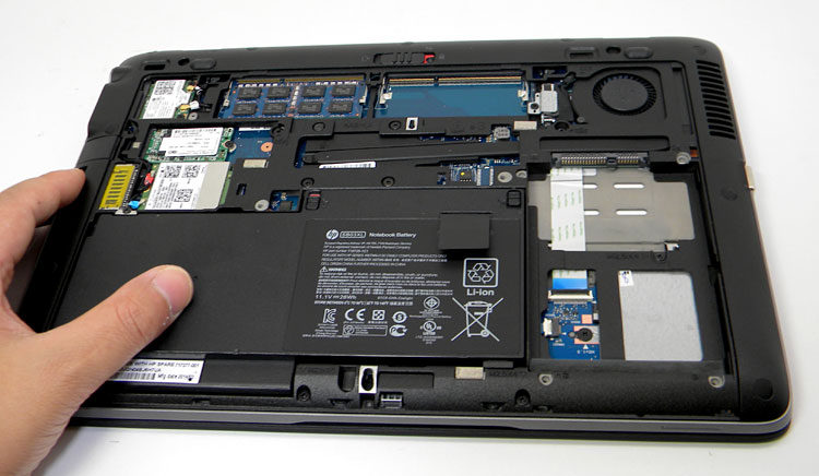 HP EliteBook 820 G1 レビュー！約22％の薄型化をしたビジネスノート