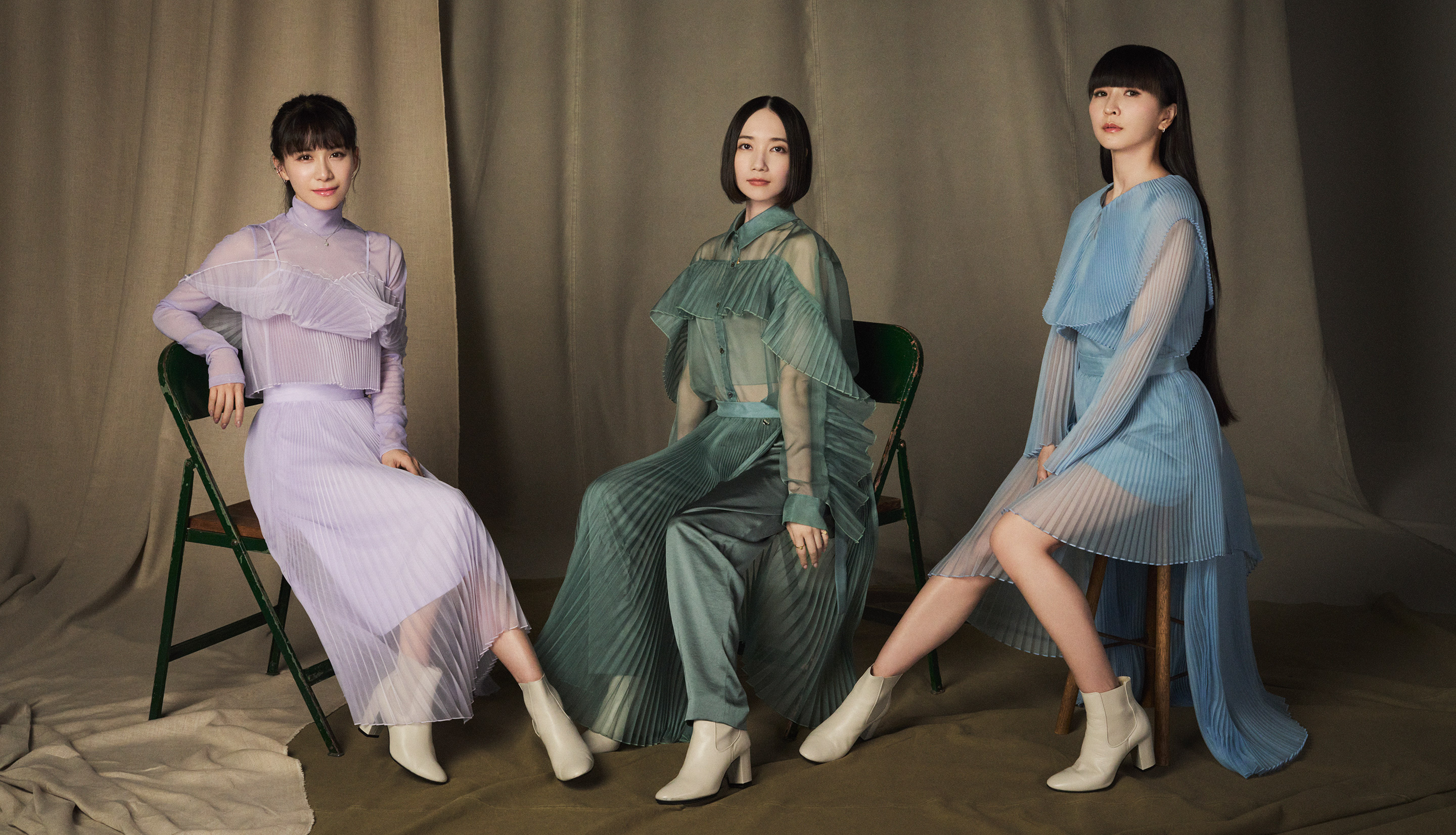 9 ｜ Perfume Closet