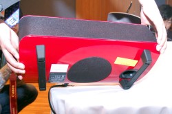 パイオニア、デジタル入力対応のiPodドックスピーカー「XW-NAS5」を