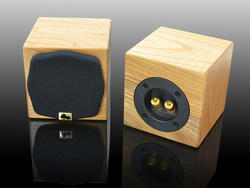 高井工芸、国産本欅を使用した10cm角の小型スピーカー「HC-TX102
