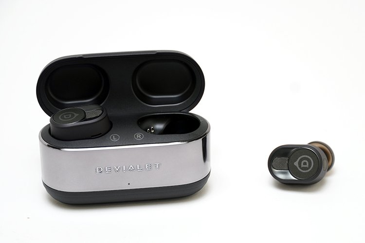 静寂の中に鳴り響く上質サウンド。“超高級”完全ワイヤレスDEVIALET