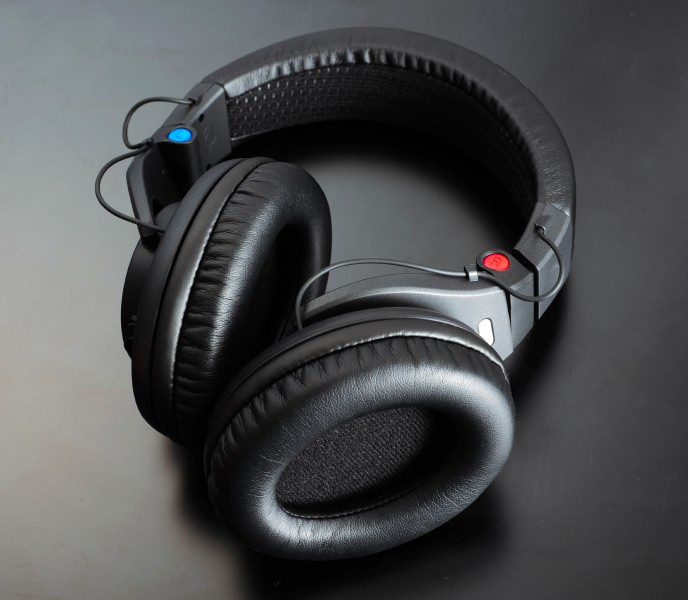 レビュー】SHUREから登場したヘッドホン「SRH840/SRH440/SRH240