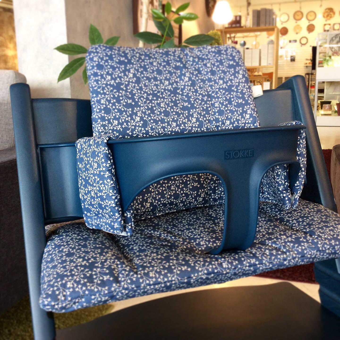 ストッケ トリップ トラップ ベビーチェア+ベビーセット ミッドナイト