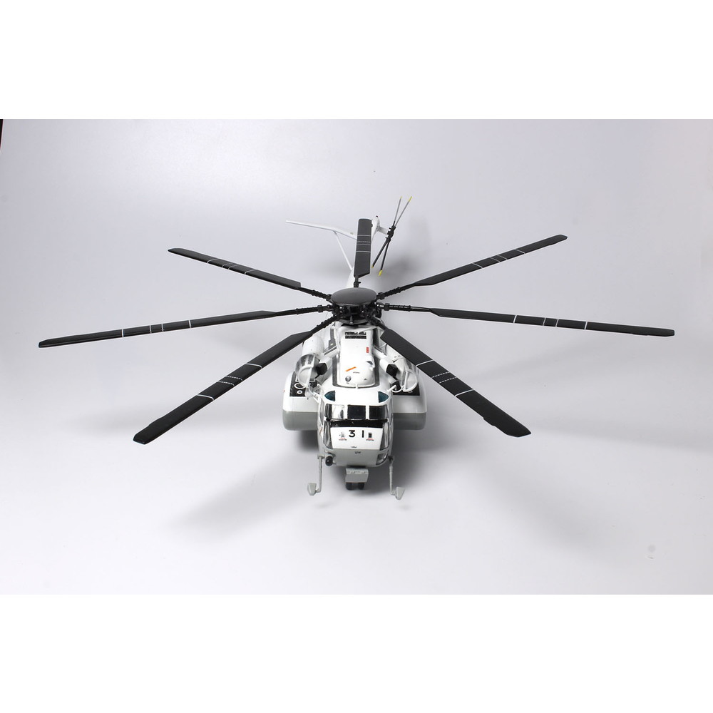 値下げしました。1機壊れてヘリコプターモデル6機になりました。 1機
