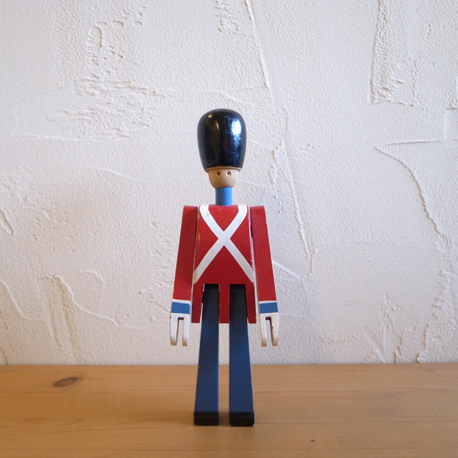 カイ・ボイスン Royal Guard 衛兵【ビーチ】 | 北欧ビンテージの