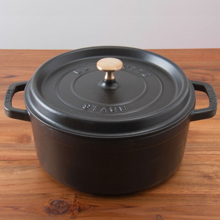 ストウブ ピコココット ラウンド 24cm ブラック / staub | 食器と料理