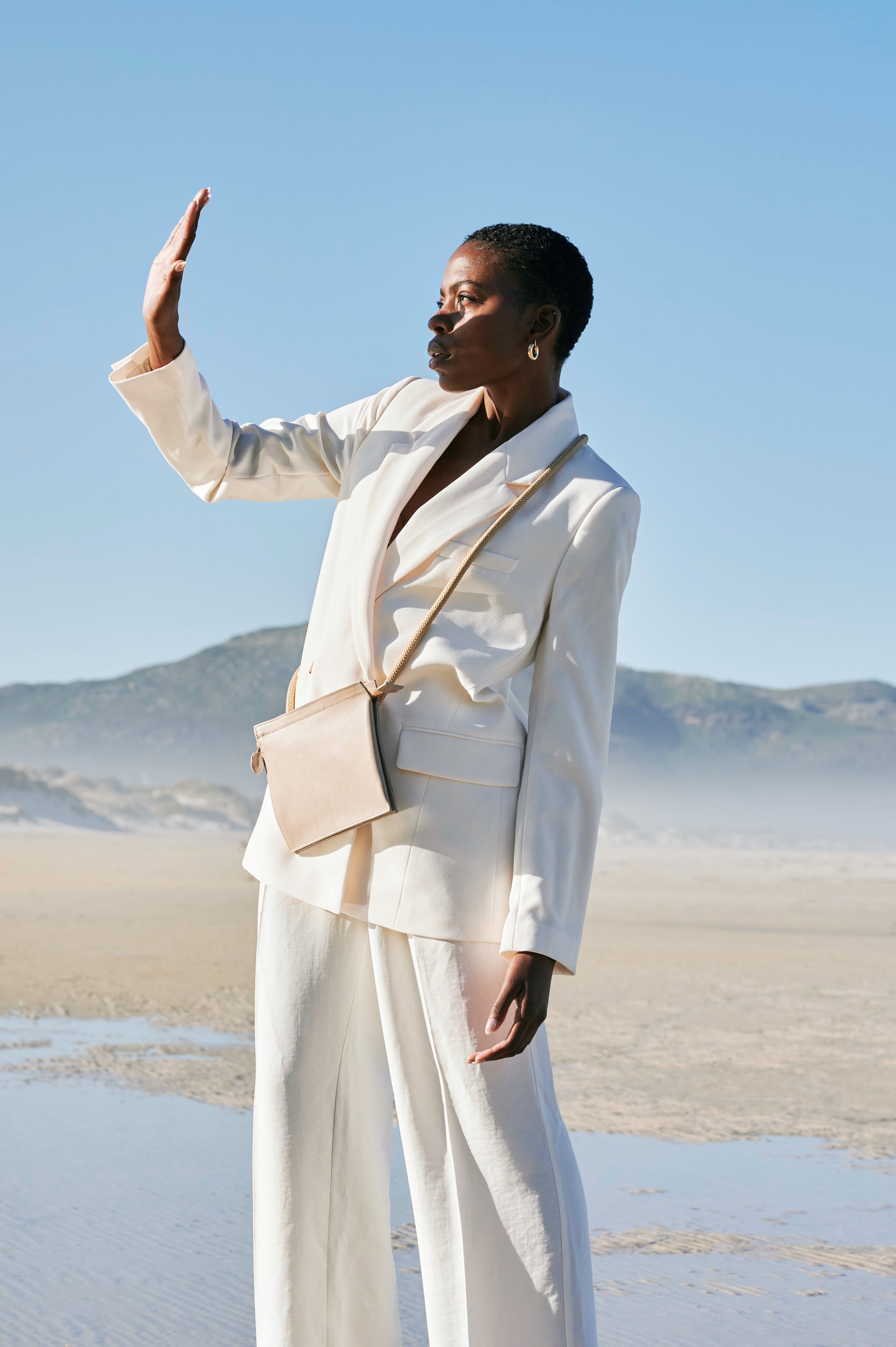 Yui bag - Black leather rectangular zip bag - Project Dyad