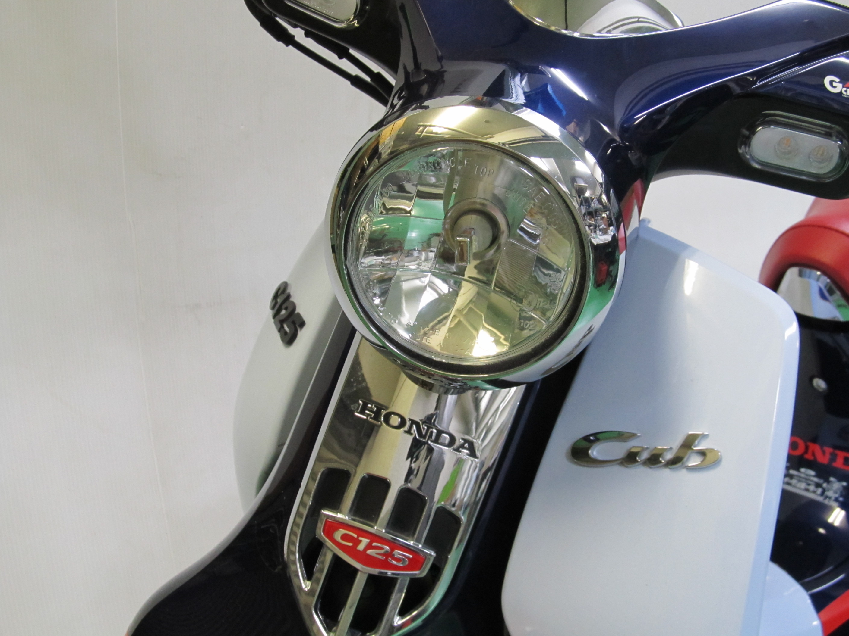 LEDマルチリフレクターヘッドライトkit HONDA スーパーカブC125 ['18