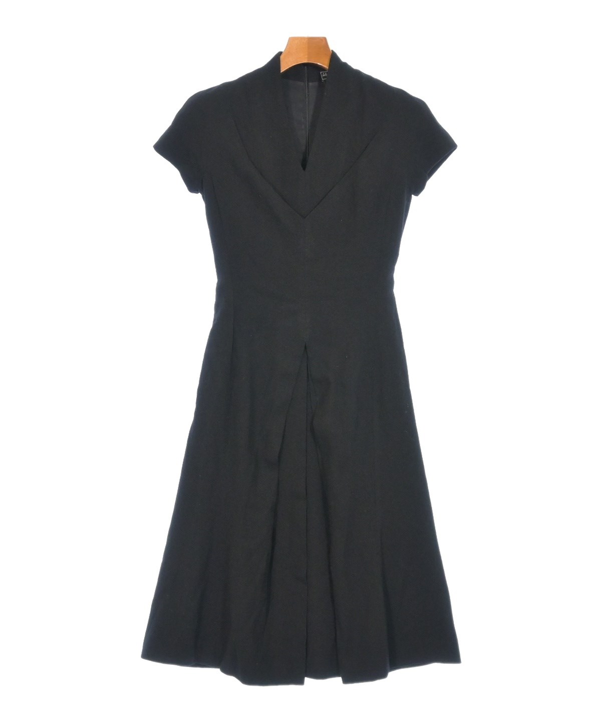 Salvatore Ferragamo（サルバトーレフェラガモ）ワンピース 黒 サイズ