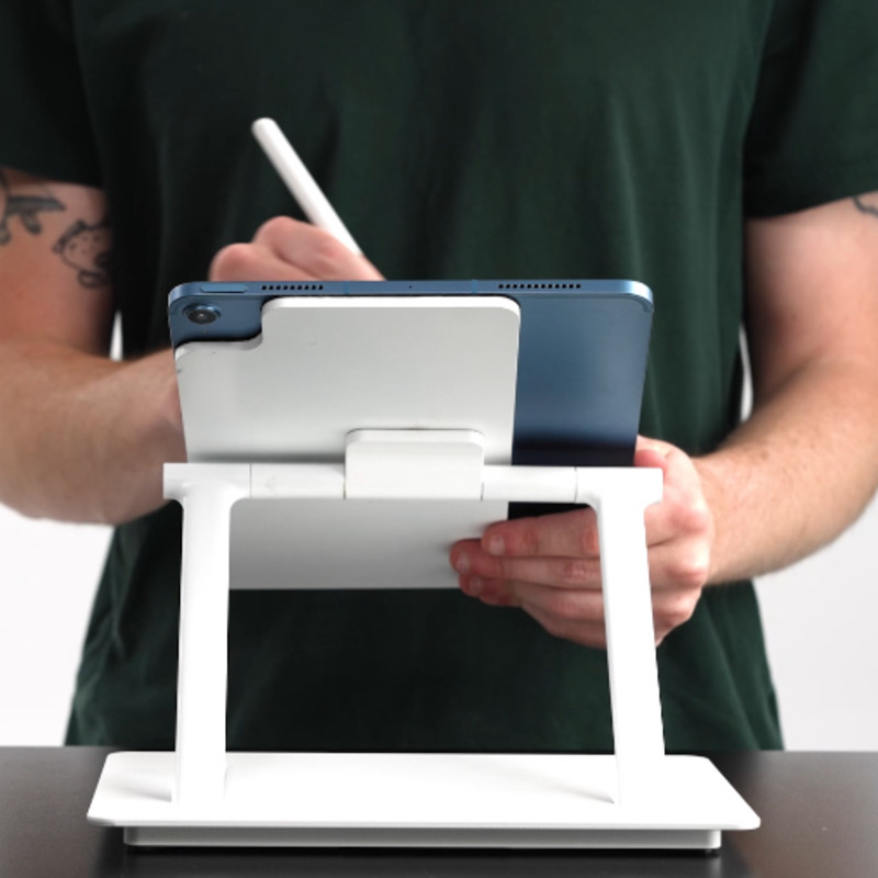 Infinity Adjust Stand｜自由に調整可能なiPadスタンド - ガジェットの