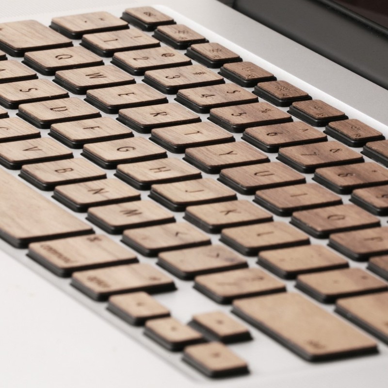 Apple MacBook Pro用日本語キーボードに貼れるリアルウッド キースキン