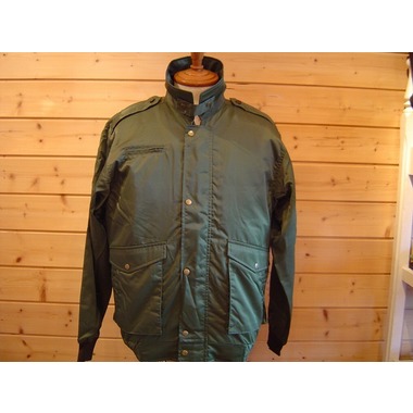 陸上自衛隊簡易服ジャンパー ミリタリーグッズ、自衛隊グッズ、迷彩服