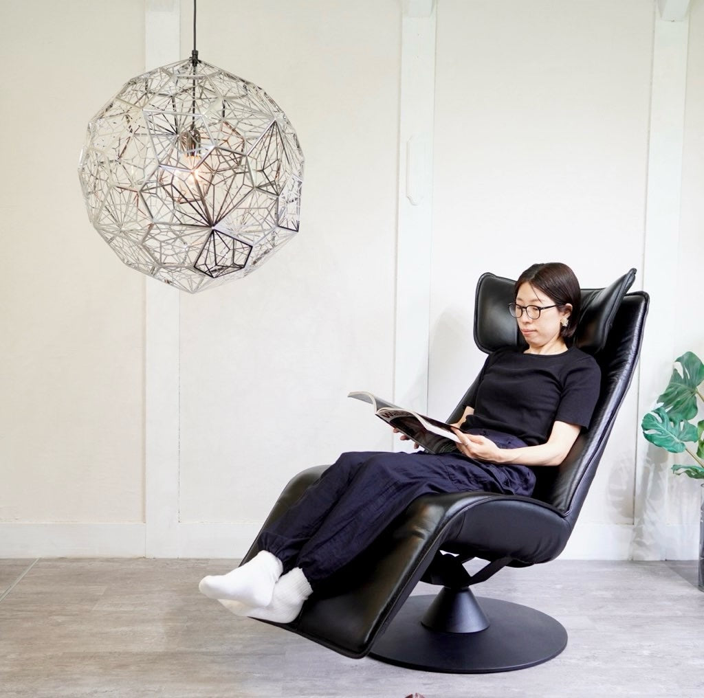 モディ / MODI リクライニングチェア 本革張り ノルウェー 北欧 黒