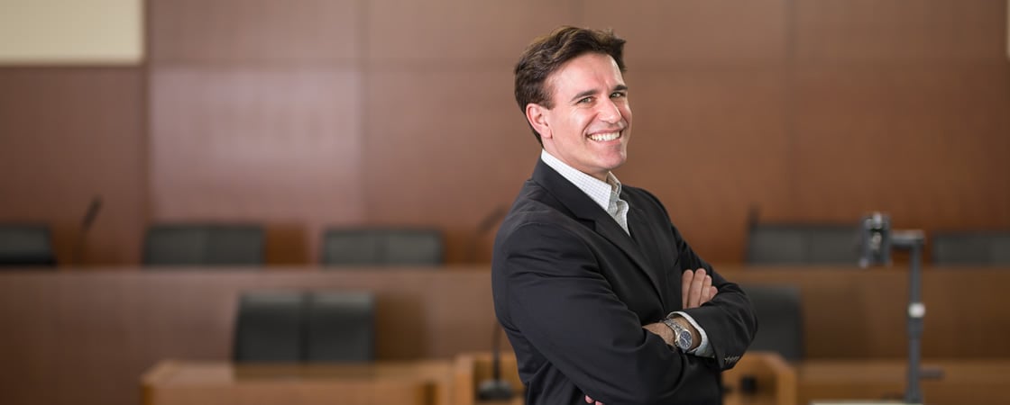 ウルフ マイケル | 教員紹介 | 法学部 | 立命館大学