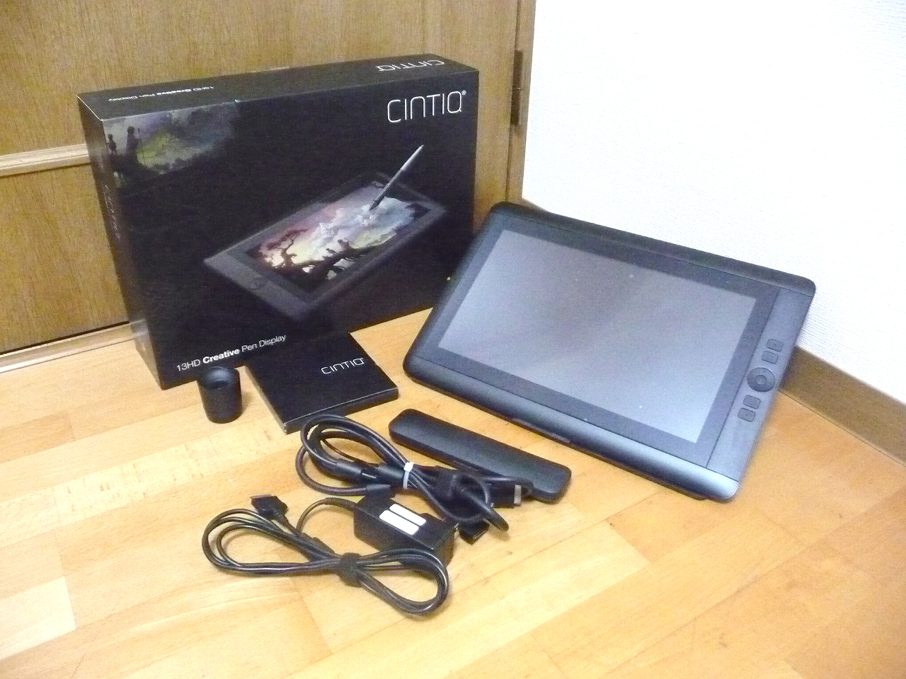 WACOM 液晶タブレット Cintiq 13HD DTK-1301/K0 $_57.JPG?set_id